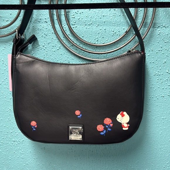 Hello Kitty BoxLunch Shoulder Bag - Picture 3 of 4